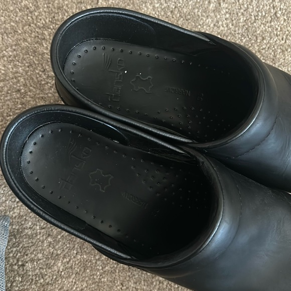 Dansko Professional Cabrio Black Leather Clog Size 38 N - Picture 6 of 11